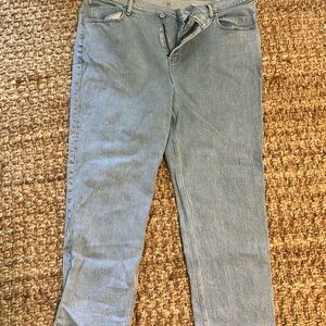 Abercrombie The 90s Straight Ultra High Rise Light Blue Denim Jeans